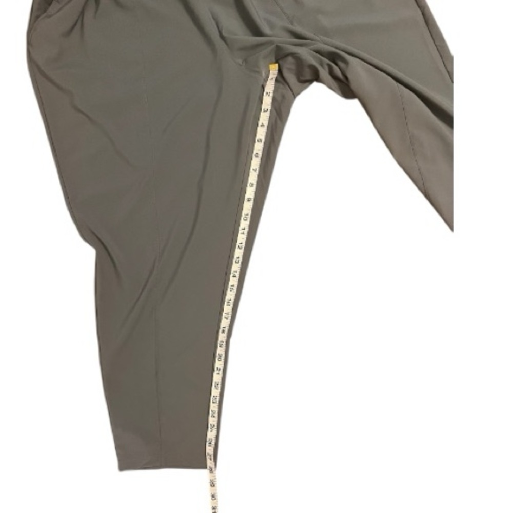 Nike Plus Dry-Fit Training Pant 2X Women’s
Khaki Color  New - Picture 7 of 10